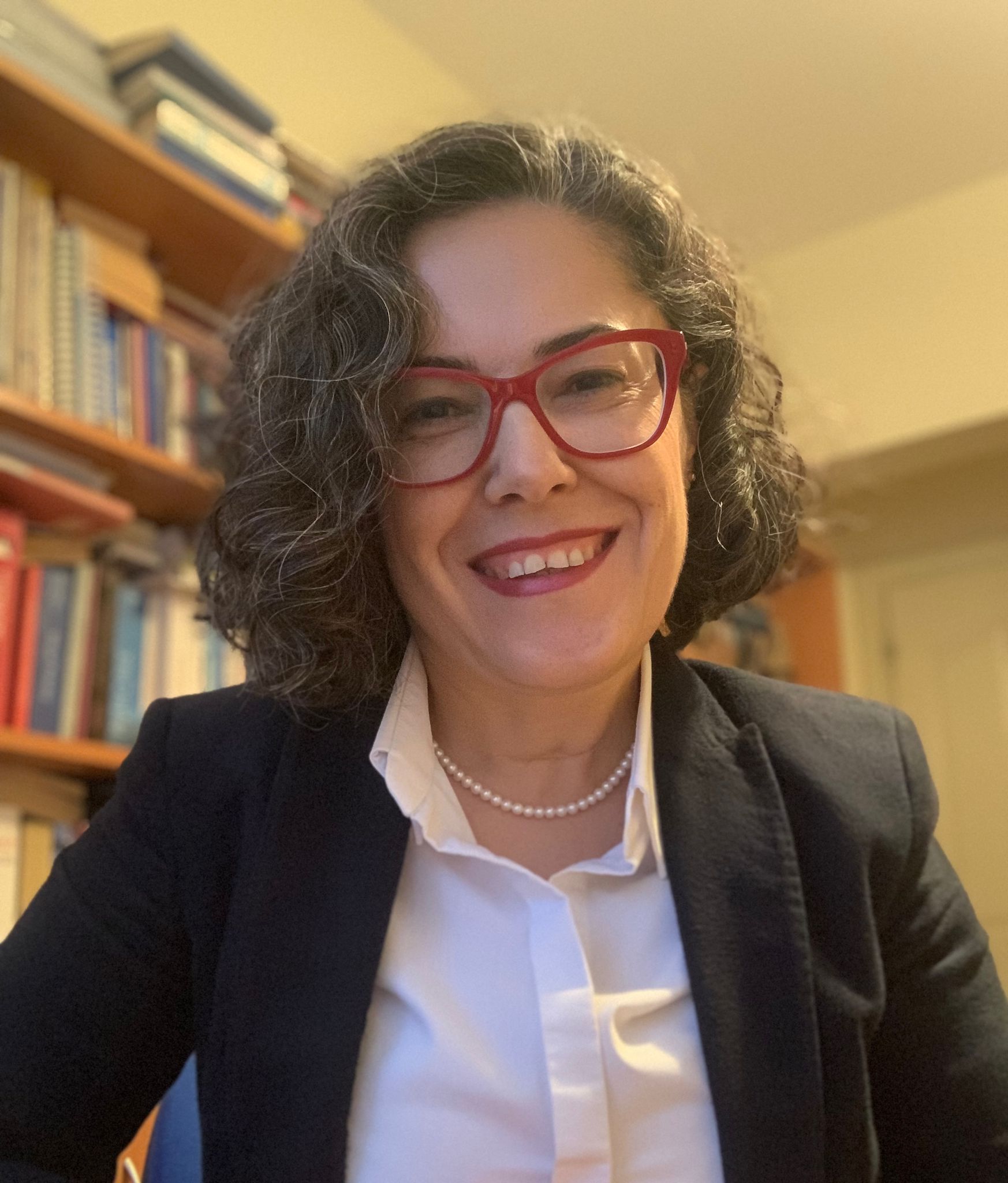 Prof. Dr. Özden Arısoy